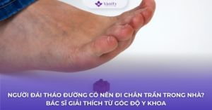 nguoi-dai-thao-duong-co-nen-di-chan-tran-trong-nha-khong